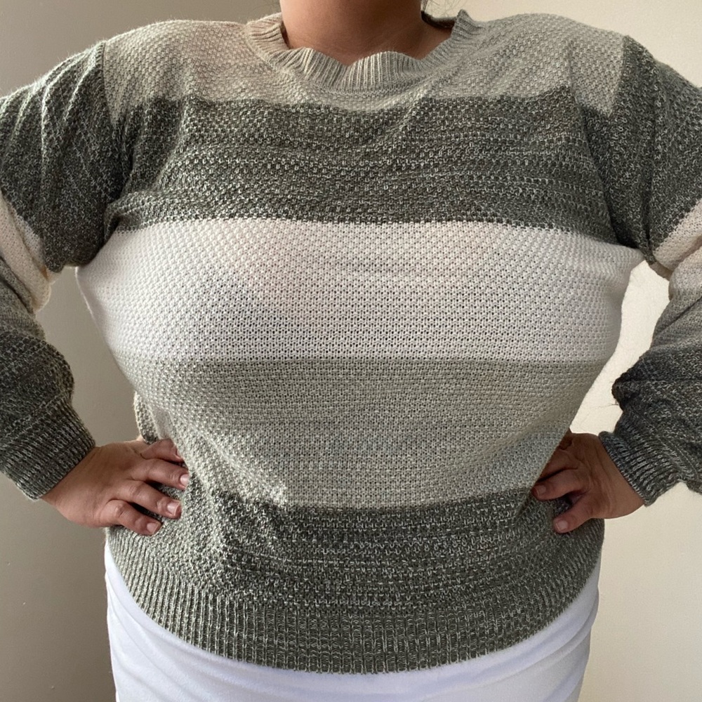 Striped sweater. Green and beige.
